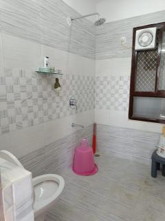 Apartment style room in a home - 9
