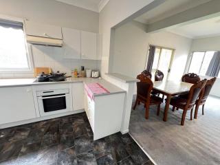 T Room - Dundas Valley - 8