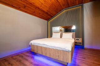 Royal Nest - 6