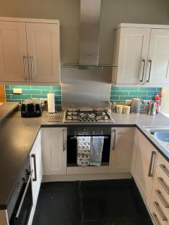 Riverside Cottage with secure bike storage - Staveley - 4