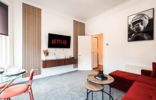 Spacious, Stylish & Cozy 1-Bed Southampton Centre Apartment - 0