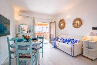 Palau Blue House - 3