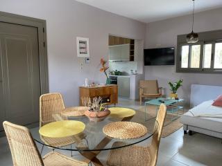 The little house in Kaiafas - - 8