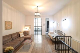 Tbilisi Vera Spacious 1BR Apartment - by Wehost - Tbilisi - 3