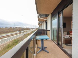 Apartment in Belgium near Coastal Charm - 6