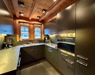 Unique, High-Design 6 Bedrooms Chalet in Villars Centre - 2