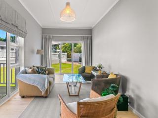 Charming Leisure Hideaway - 5