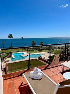 BEACHFRONT Penthouse Luxury - Bahía de Casares - 0