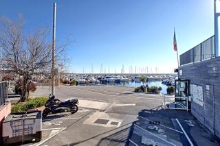 Henri Camille Real Estate- LE CAP - 2 bedrooms Apt sea view - Cannes - 4