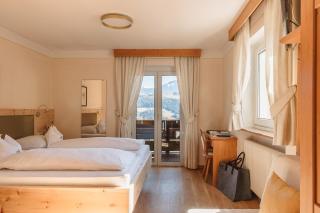 Sonnenhotel Adler Spa & Nature Adults only - Villanders - 9
