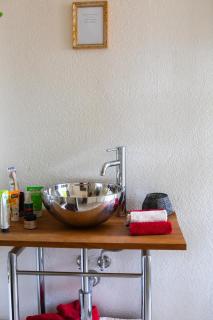 Wohnliche Räumlichkeiten in Gesundheitspraxis - Basileia - 7