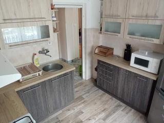 Györkös Apartman - Balatonszárszó - 8