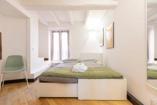15th-Century Apt, City-MXP Train - Milan - 8