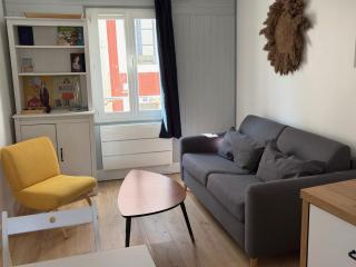 Triplex au cœur de Le Palais avec Internet - FR-1-418-261 - 2