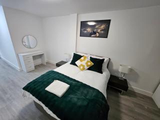 Kingdom apartments - Wolverhampton - 4