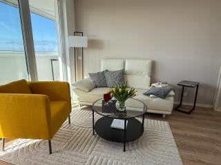 Traumferienwohnung "Freiheit" - Panoramablick - großer Balkon - schnelles WLAN - Arbeitsplatz - Parkplatz inklusive - 300 Meter zum Strand - Heiligenhafen - 8