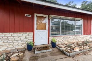 Spacious Chic Cabin with Private Yard in Marble Falls, Texas - Marble Falls - 0