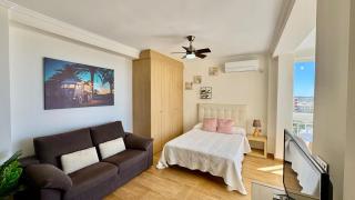 Estudio en Torrox, Piscina, Vistas al Mar & Diseño - 1