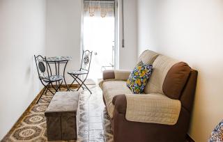 2 Bedroom Beautiful Home In Torrenova - Torrenova - 3