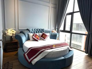HT homestay - - 6