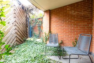 Sunny 1BR Gem Near Canary Wharf with Parking - Londra - 5