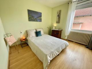 1er etage entier, 2 Appartements, 10 Pers - Delle - 8