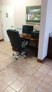Best Western Inn & Suites - Byron - 4