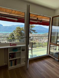 Bright 50m apartment with magnificent lake view - Aix-les-Bains - 3