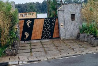 Footprints - Kinigi - Kinigi - 0