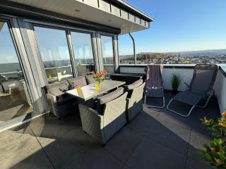 Penthouse mit Sauna, Whirlpool & Tischkicker - Bergneustadt - 3