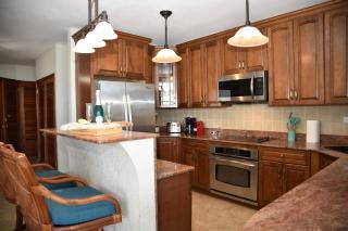 Oceanfront Paradise: Penthouse with Peloton - 7