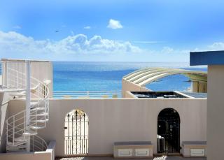 Oceanfront Paradise: Penthouse with Peloton - Cupecoy - 3
