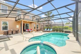 Ultimate Luxury Pool Getaway - Davenport - 8