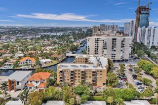 Luxury Beach Access Oasis - Pompano Beach - 7