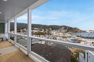 108 Middle Terrace #2 by Catalina Island Vacation Rentals - 4