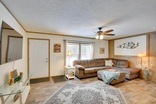 Stylish Chetek Hideaway with Lake and Dock Access! - 8