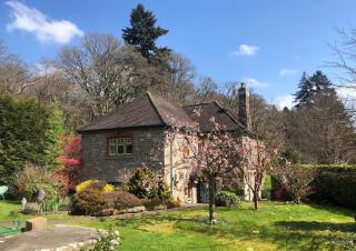 Historic Pike House with Beautiful Garden - 0