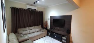Apartamento Enseada Guaruja, 300m da praia, Wi-fi e Ar condicionado - 0