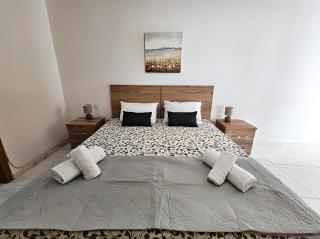 Palm 46 - Near The Promenade - Private Balcony - St Paul's Bay - 7