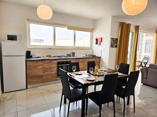 Palm 46 - Near The Promenade - Private Balcony - St Paul's Bay - 2