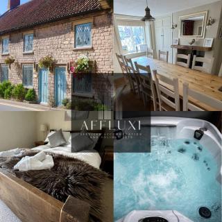 Historical Sherwood Forest Cottages - Sleeps 16 - Mansfield - 0