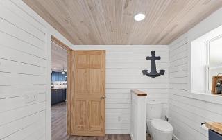 Crystal Lake Cottage - Hart - 4