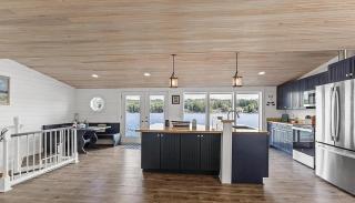 Crystal Lake Cottage - Hart - 2