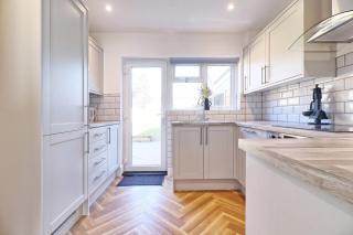 3 Bed, Sleeps 6, Wifi, Free Parking - - 7