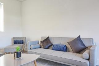 3 Bed, Sleeps 6, Wifi, Free Parking - - 2