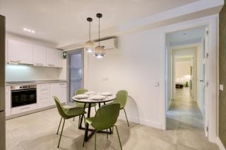 San Francisco Top-Luxury, by Homing U - Sevilla - 1