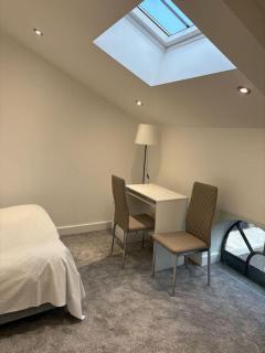 Stunning 2-bed house in Great Warley, Brentwood - 3