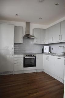 Stunning 2 bed with balcony in Brentwood Essex - Brentwood - 6