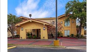Rodeway Inn - 1