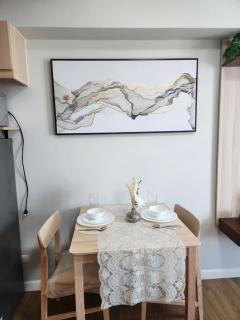 Cebu Solinea, new Ayala Mall, across Cebu City Business Park, amazing pool, gym - 2